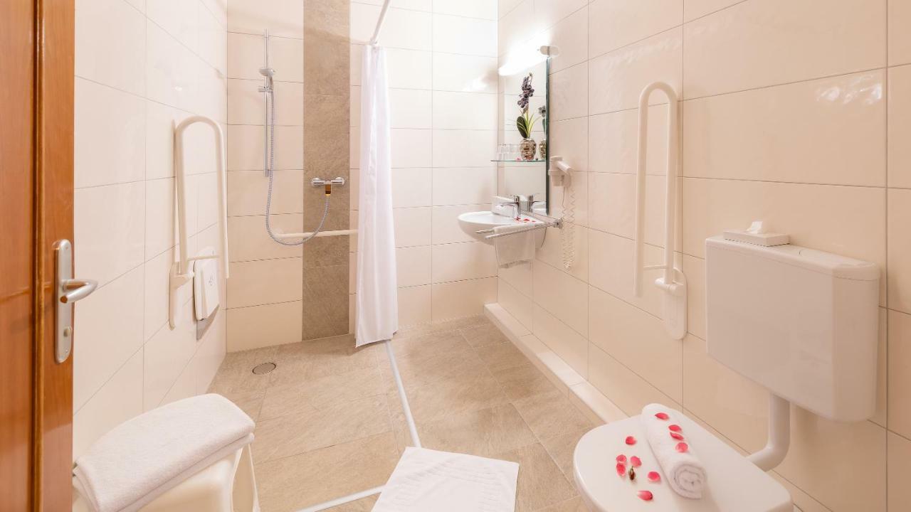 Strandhotel Orchidee Sankt Kanzian am Klopeiner See Esterno foto